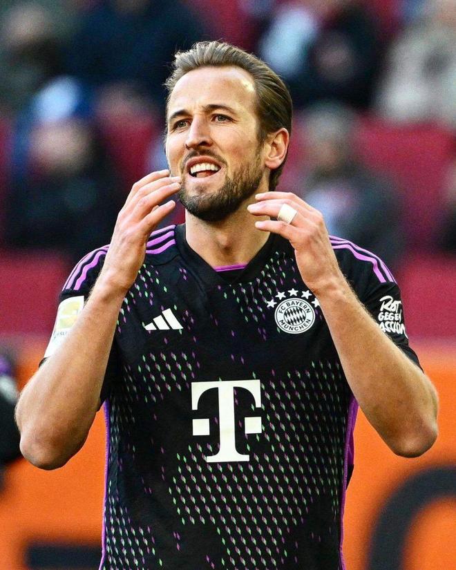 球场上的冠 球场上的冠