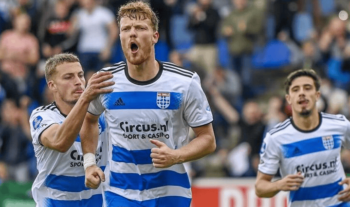 克对他的期 克对他的期