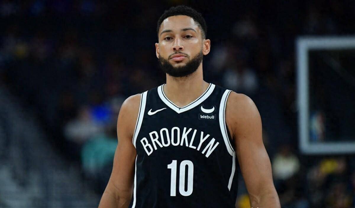 更刺眼的是 更刺眼的是